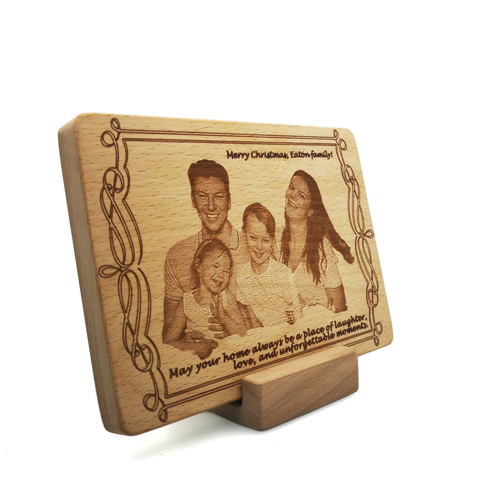 Family Photo Engraved in Wood as a Christmas Gift