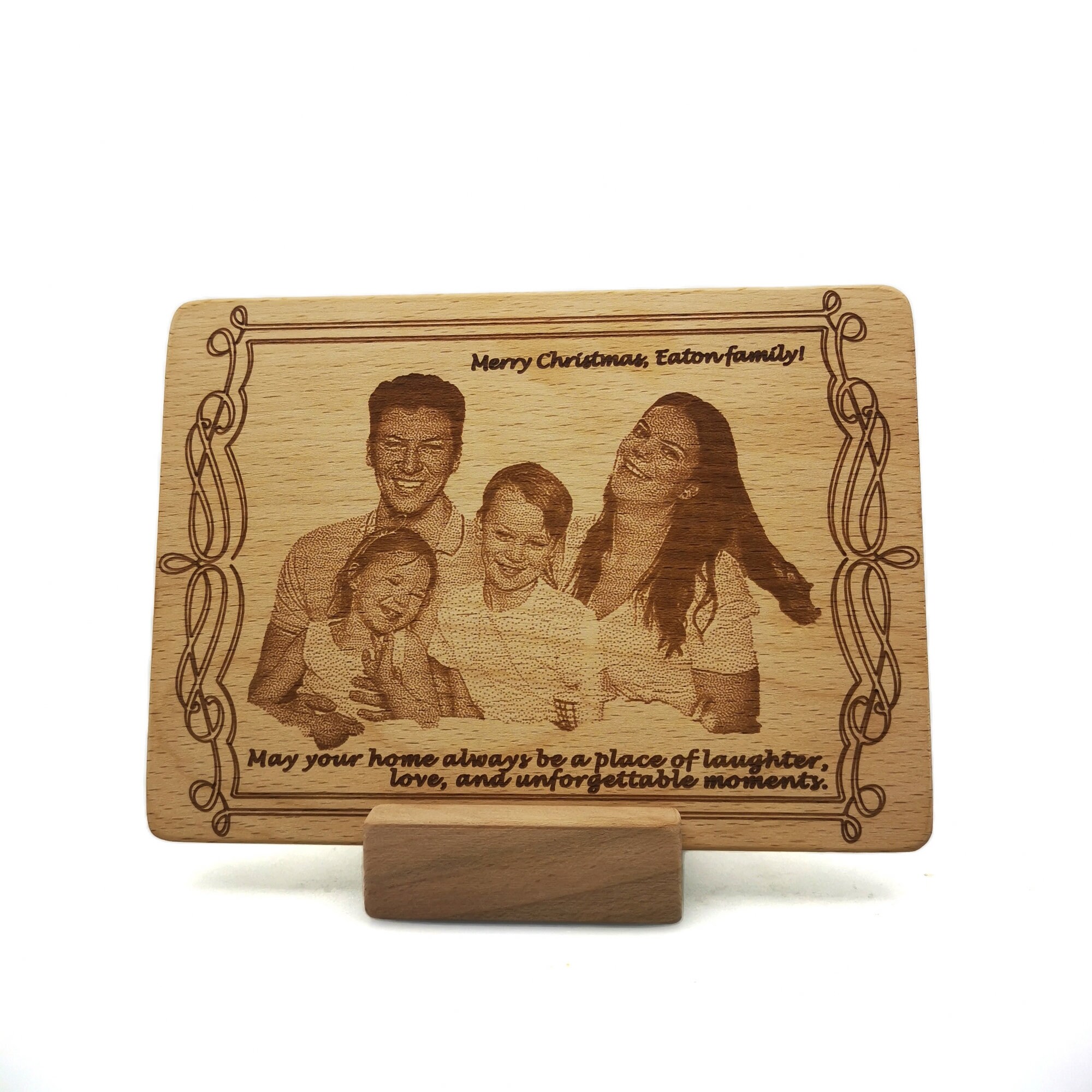Family Photo Engraved in Wood as a Christmas Gift