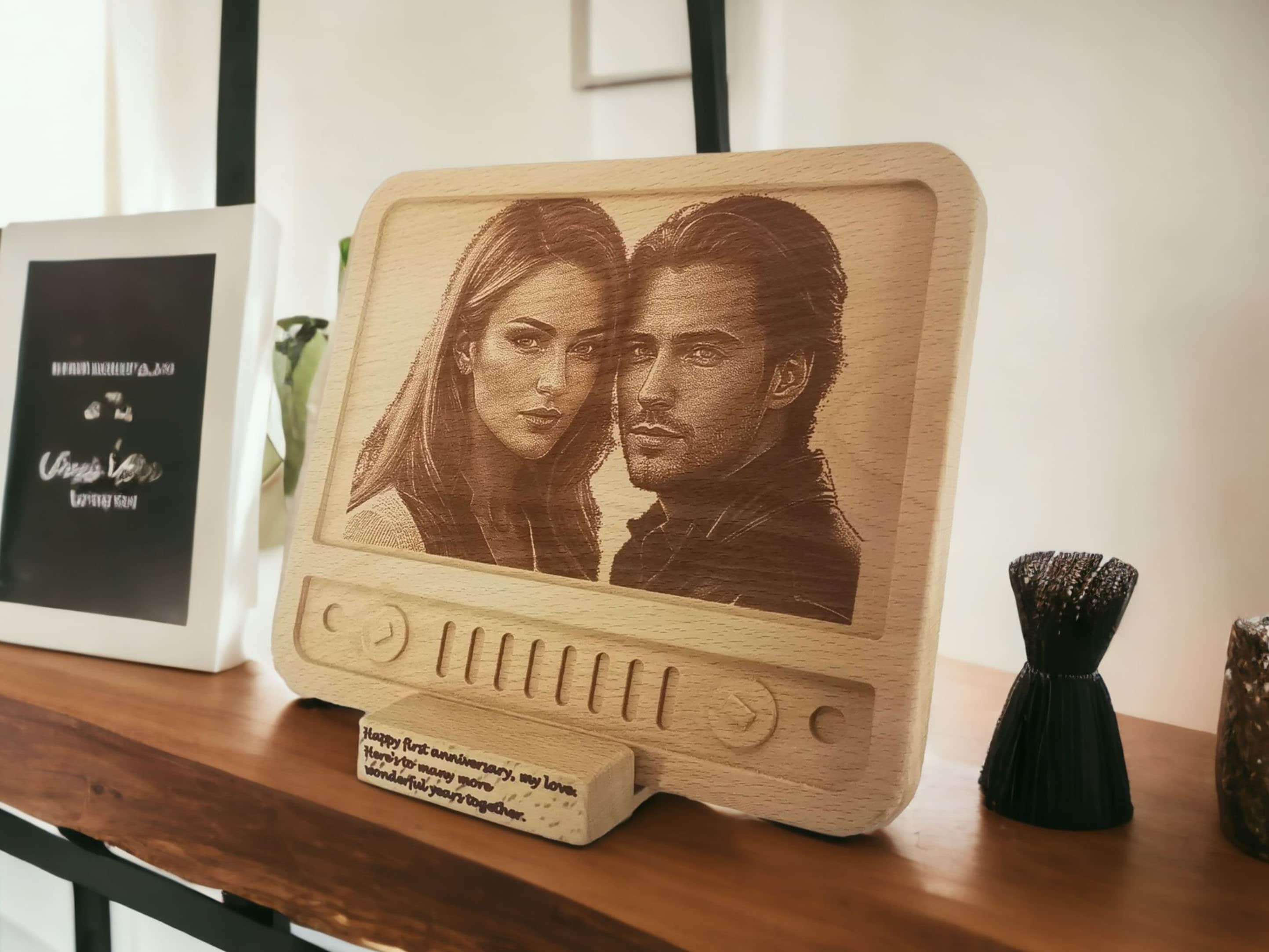 Retro Tv Tasarımlı Ahşap Fotoğraf Plaketi