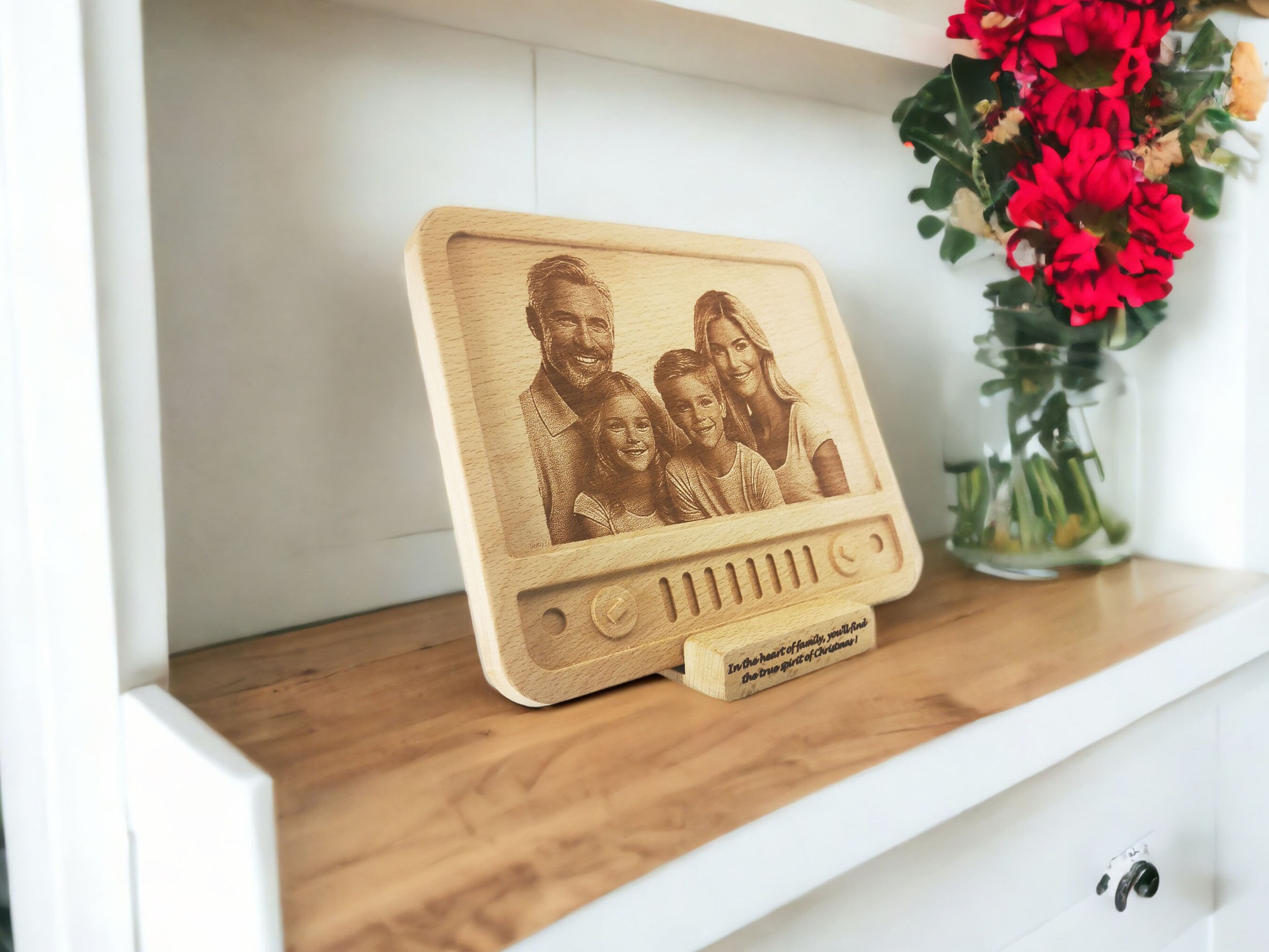 Retro TV Temalı Ahşap Fotoğraf Plaketi