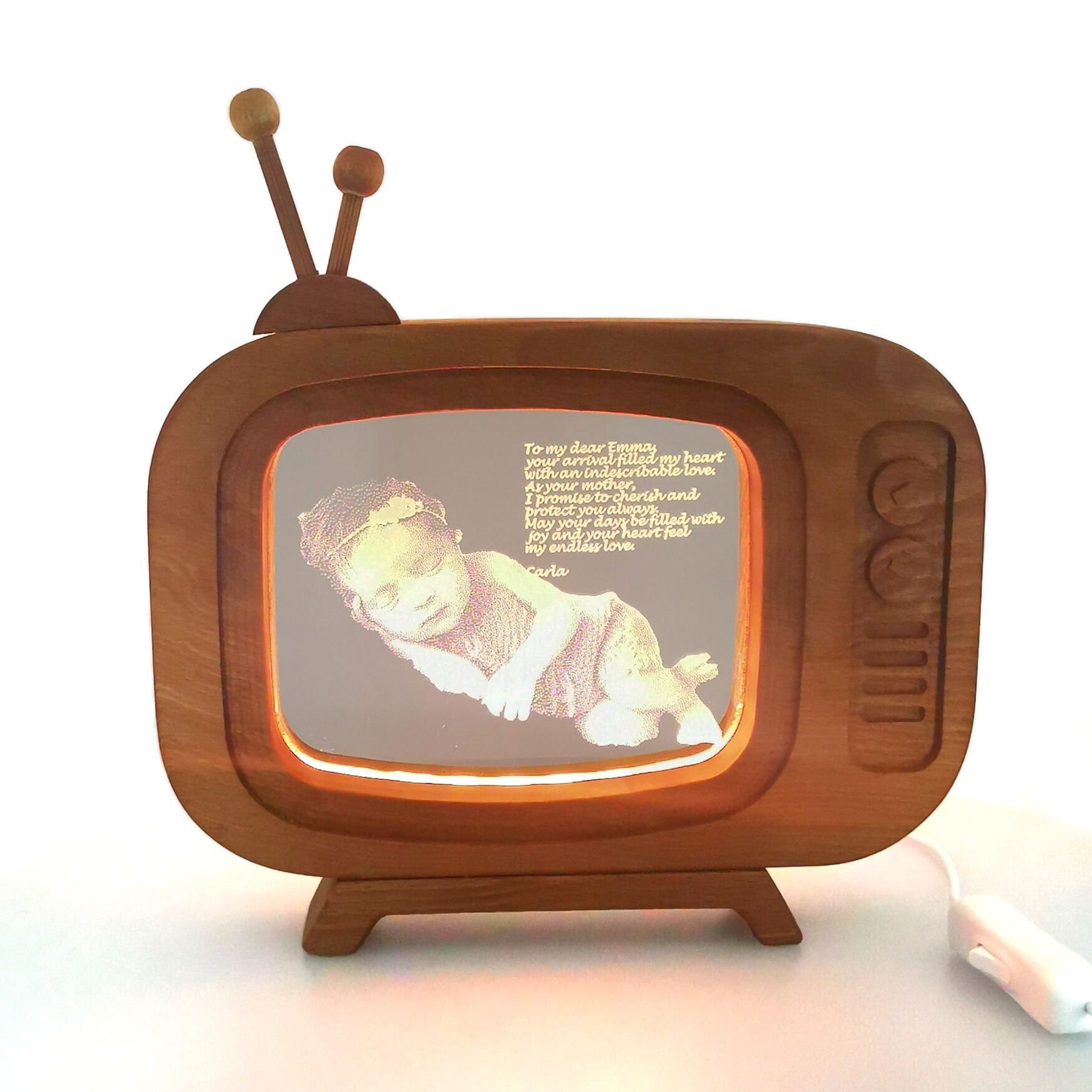 Retro Tv Görünümlü Fotoğraflı Gece Lambası
