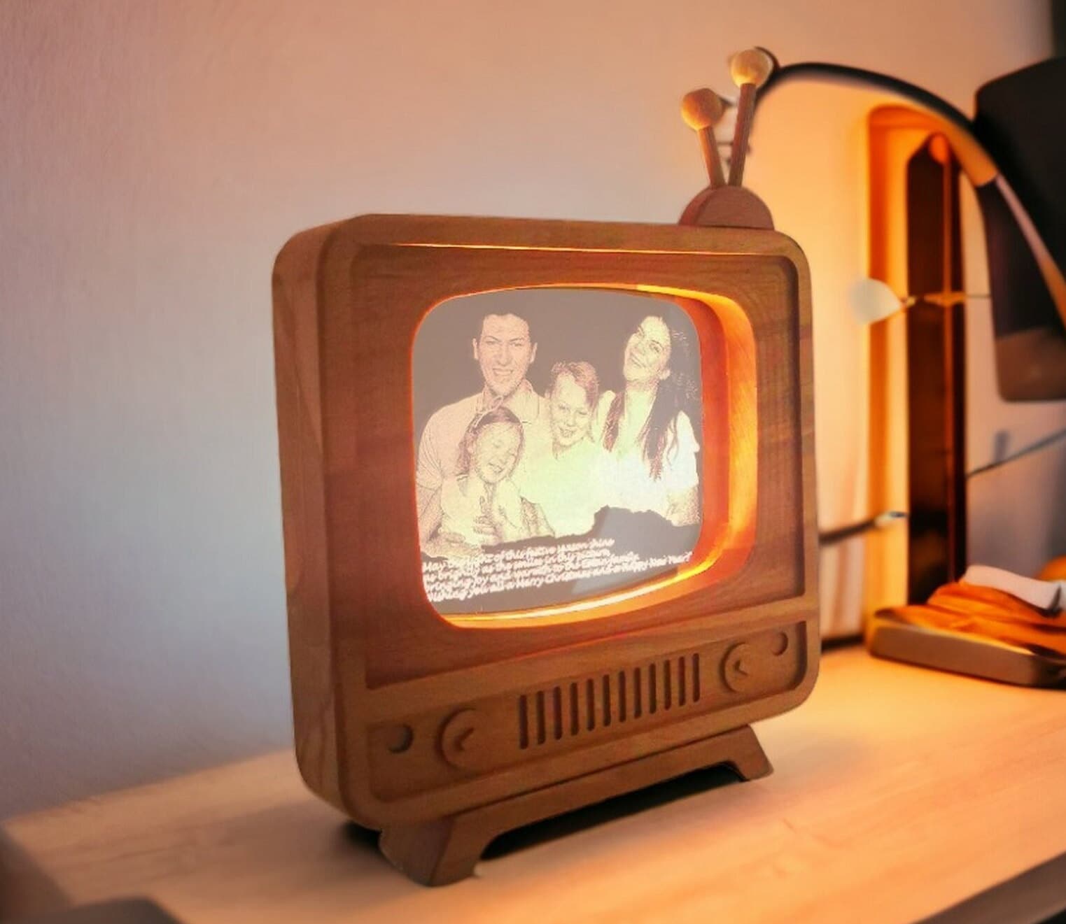 Personalized Photo Lamp as a Father’s Day Gift