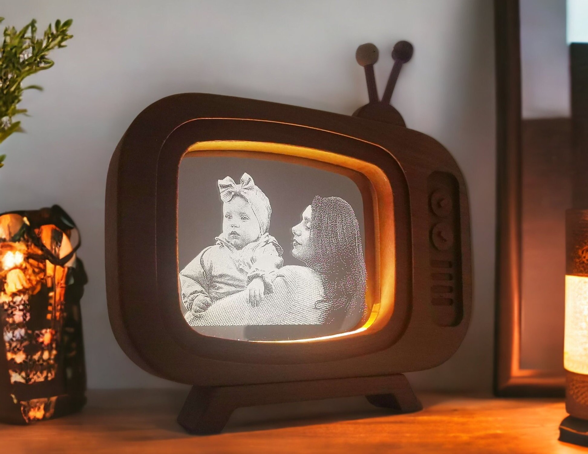 CUSTOMIZABLE PHOTO LAMP 