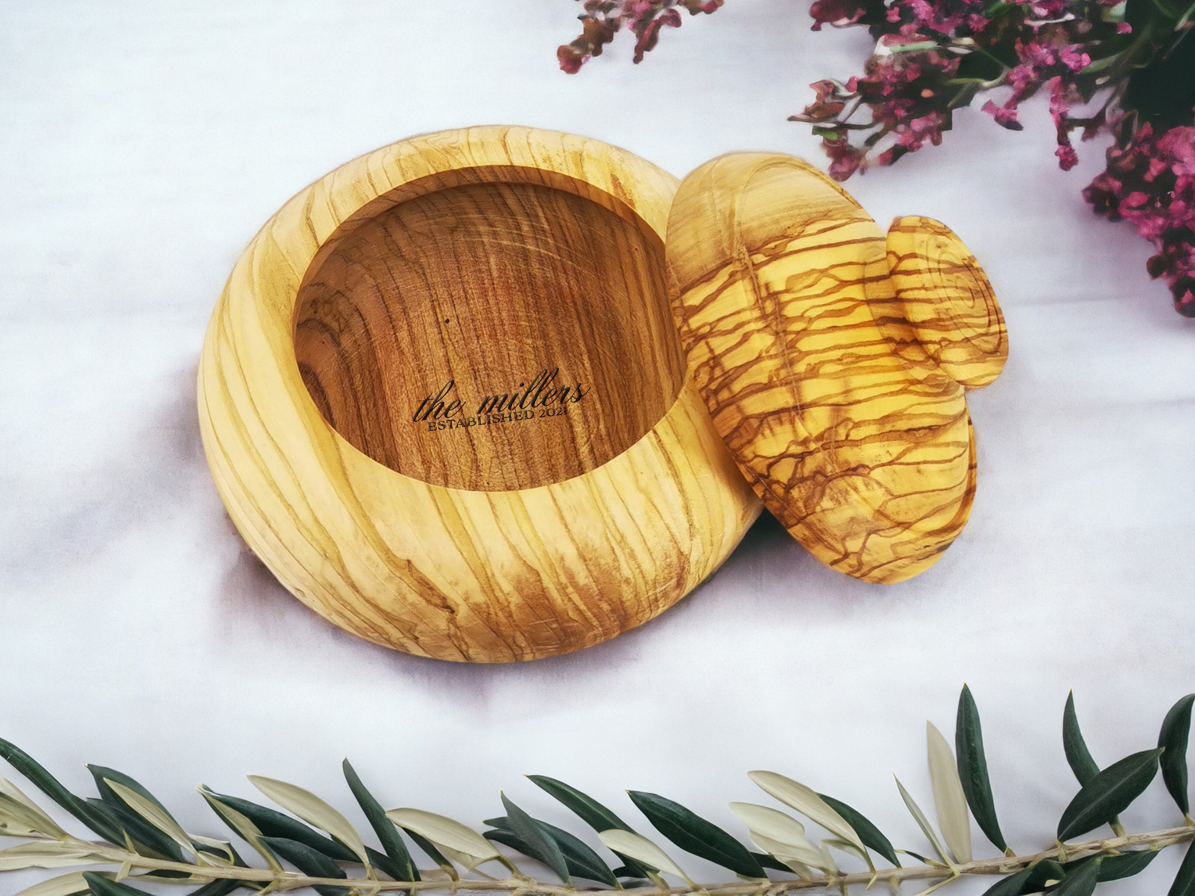 Customizable Hand-Carved Olive Wood Bowl with Lid