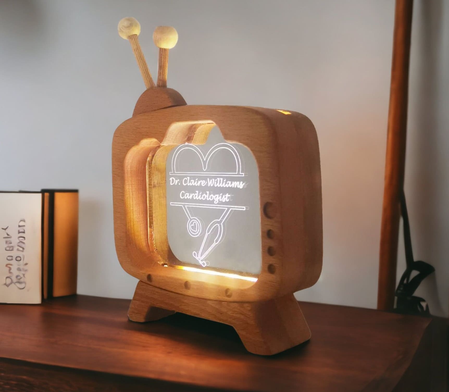 Custom Doctor’s Day Gift - Personalized Doctor Name Plate Table Lamp