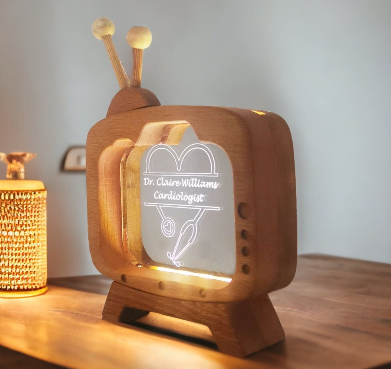 Custom Doctor’s Day Gift - Personalized Doctor Name Plate Table Lamp