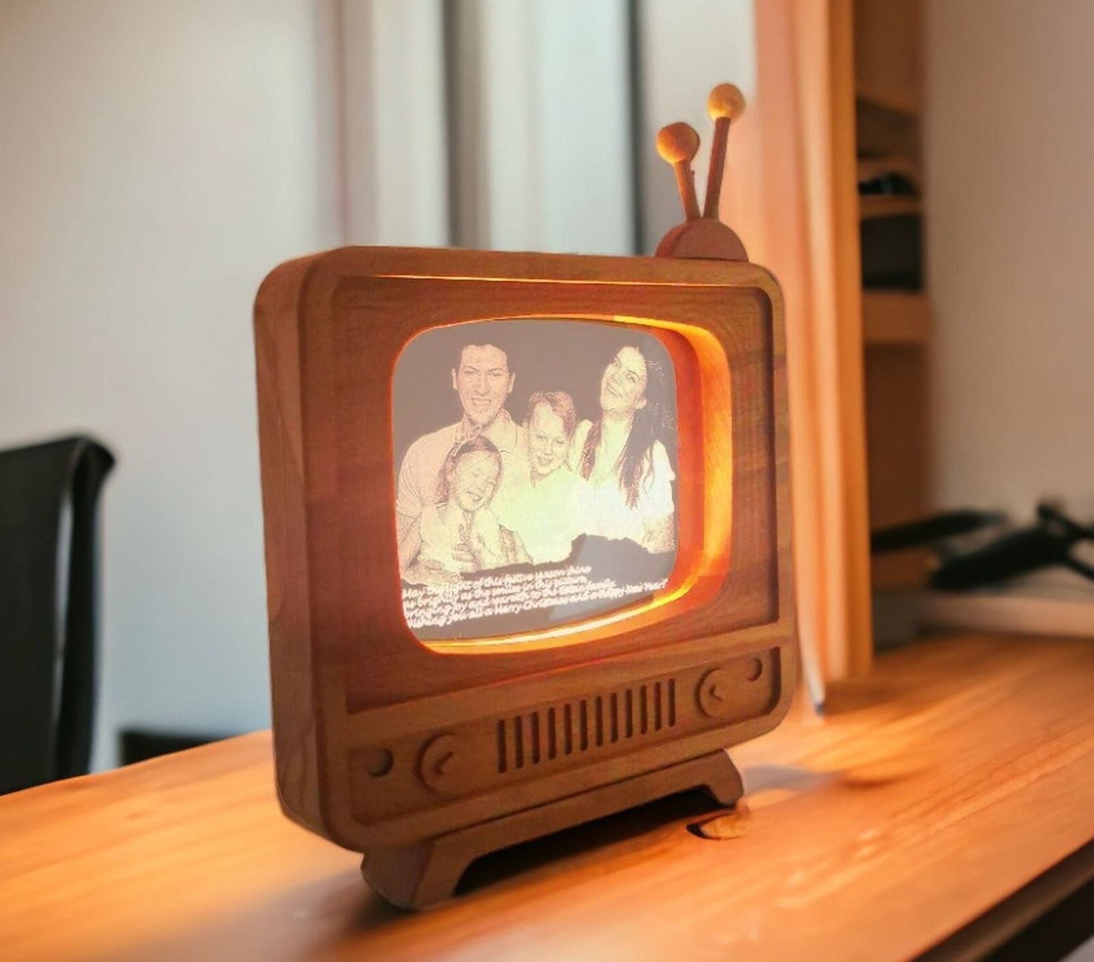 Personalized Photo Lamp as a Father’s Day Gift