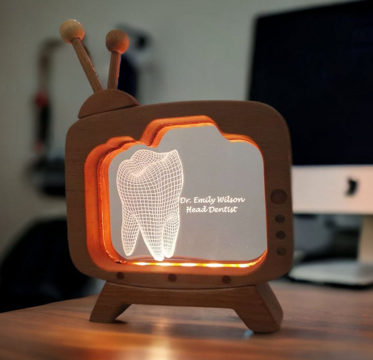 Personalizable 3d Led Desk Lamp Looking Nameplate For Dentist